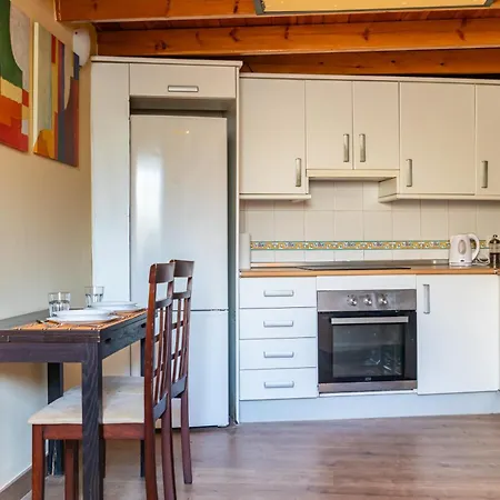 Calido Apartamento En Centro Con Terraza Apartamento *
