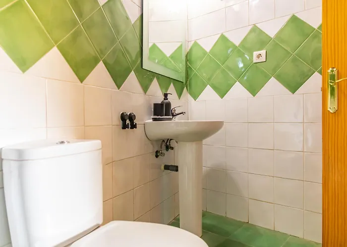 Calido Apartamento En Centro Con Terraza Apartment *