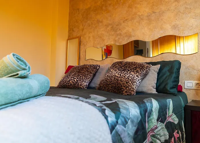 Calido Apartamento En Centro Con Terraza * Malaga